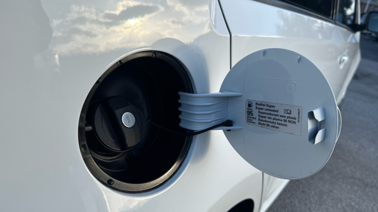 Volkswagen Up 1.0 90PS High Up 5dr Petrol Hatchback